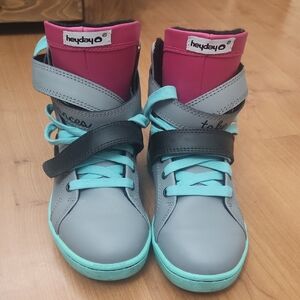 Heyday Weight Lifting Sneakers - Gray, Pink, and Blue